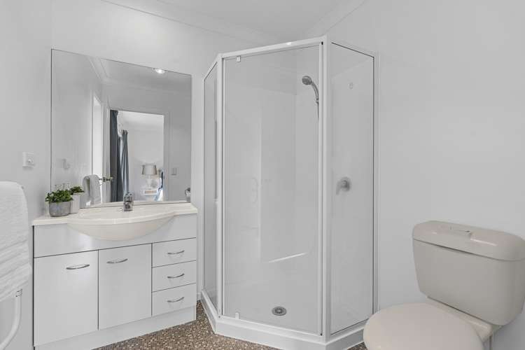 1185 South Road Oakura_16