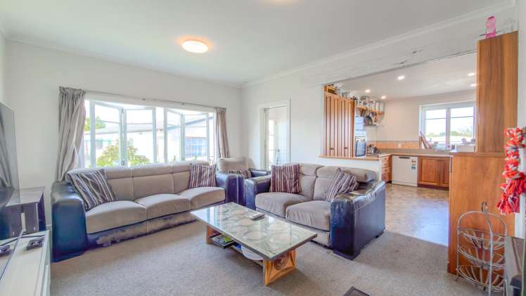 1 & 1a Myrtle Grove Putaruru_13