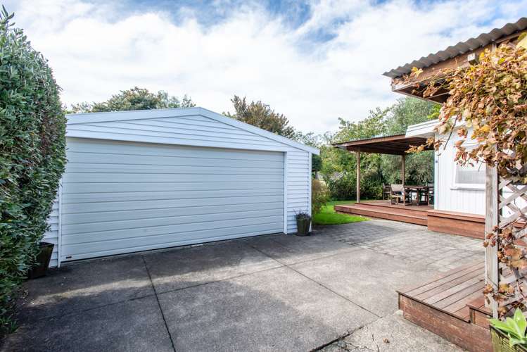 8 Iranui Road Inner Kaiti_18