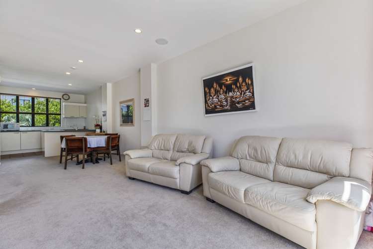 37/17 Lyon Avenue Mount Albert_2