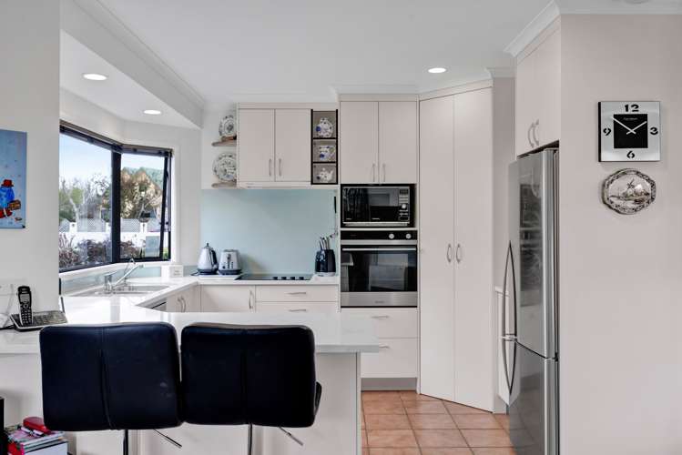 10 Taylor Place Merrilands_7