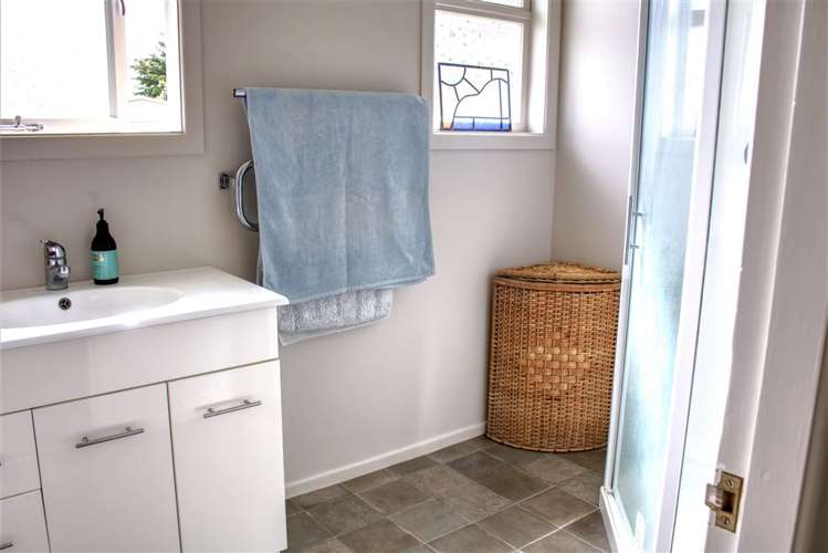 102 Laurie Lane Thames_9