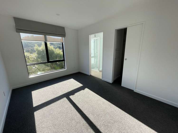 4/210 Karori Road Karori_10