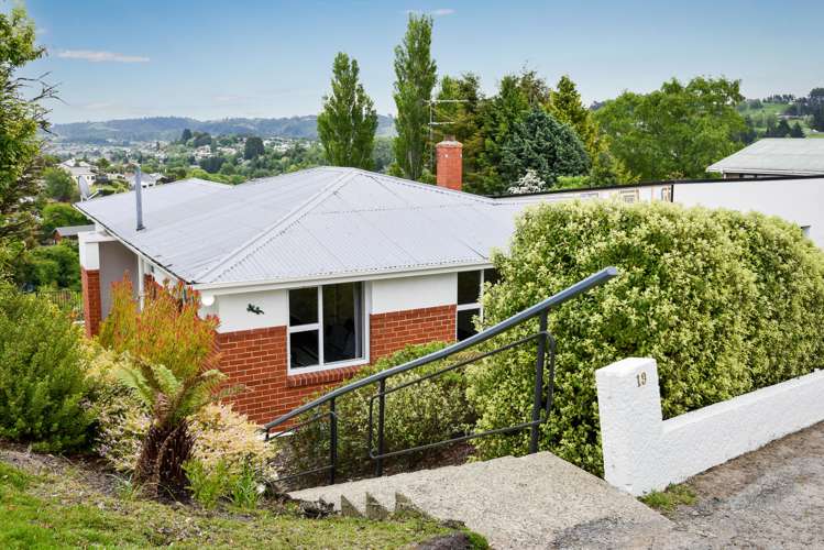 19 Tomkins Street Green Island_19