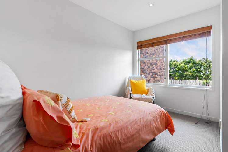 5/198 Hurstmere Road Takapuna_13