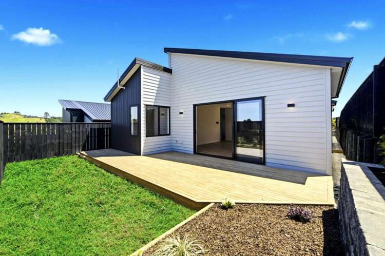 76 Huanui Drive Orewa_19