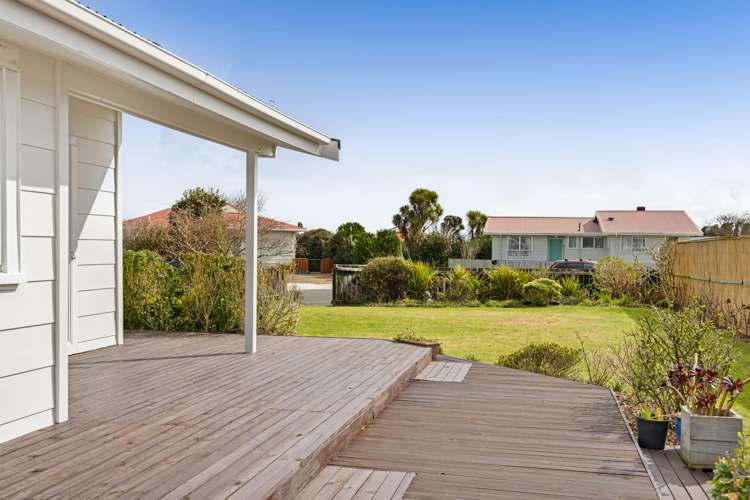 8 Hughson Place Opunake_10
