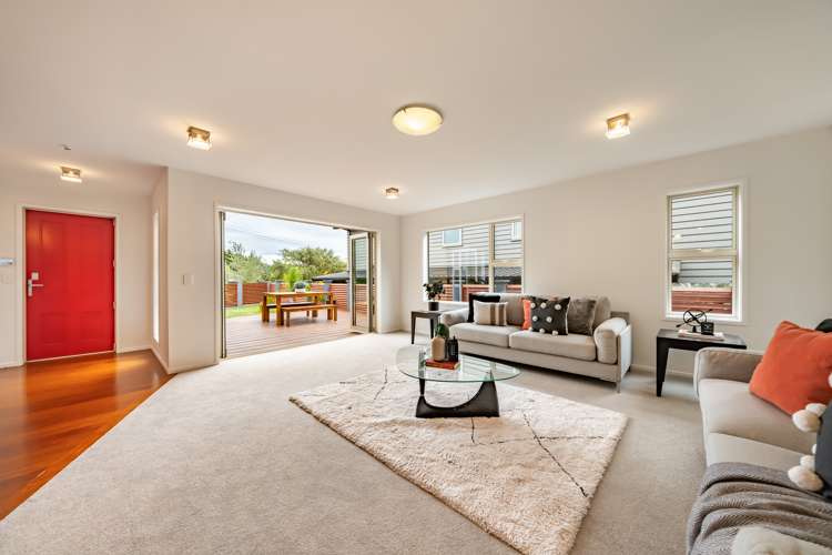 74f Heretaunga Square Silverstream_6