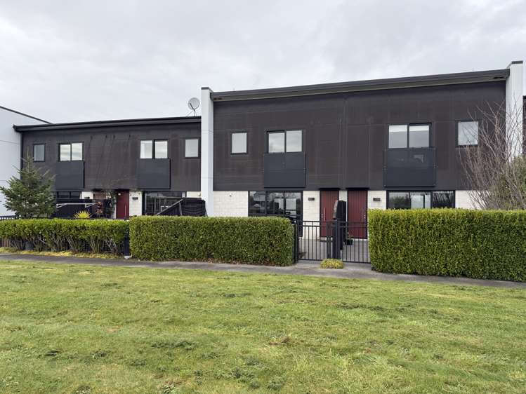 8 Brian Keogh Lane Halswell_0
