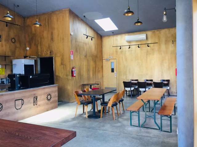 373 West Coast Road Glen Eden_4