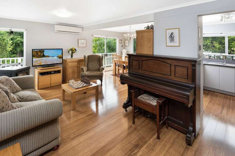 76a Beach Road Mellons Bay_7