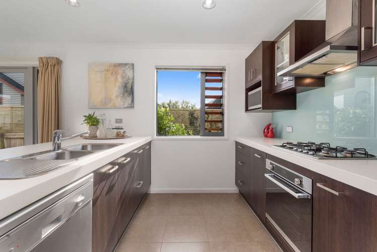 204 Alec Craig Way Gulf Harbour_3