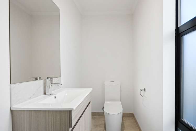 5 Oku Close Hillcrest_16