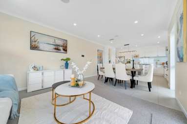 52 Emerald Avenue_3