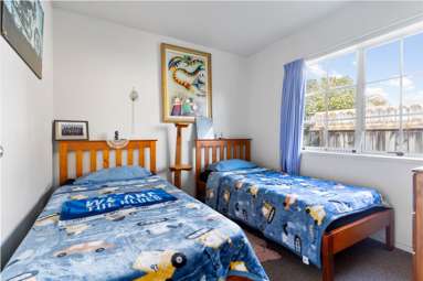 24B Henderson Avenue_4