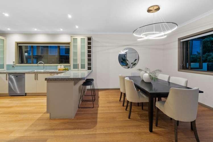 4 Glenoaks Rise Mellons Bay_21