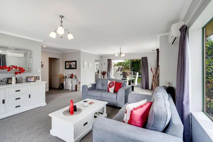 24 Limousin Place Grandview Heights_8