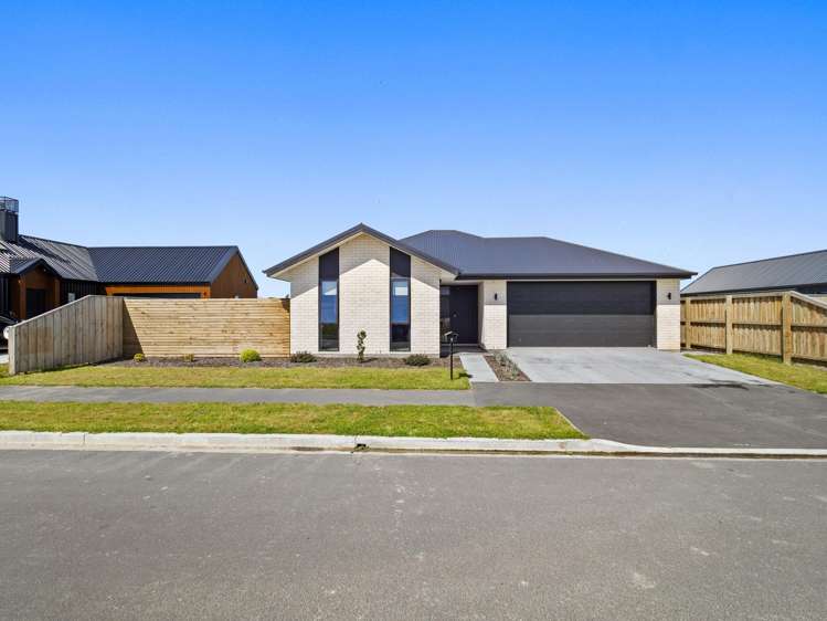 9 Vercoe Street Elgin_20