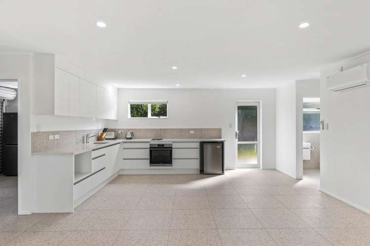 1565 Great South Road Ramarama_41