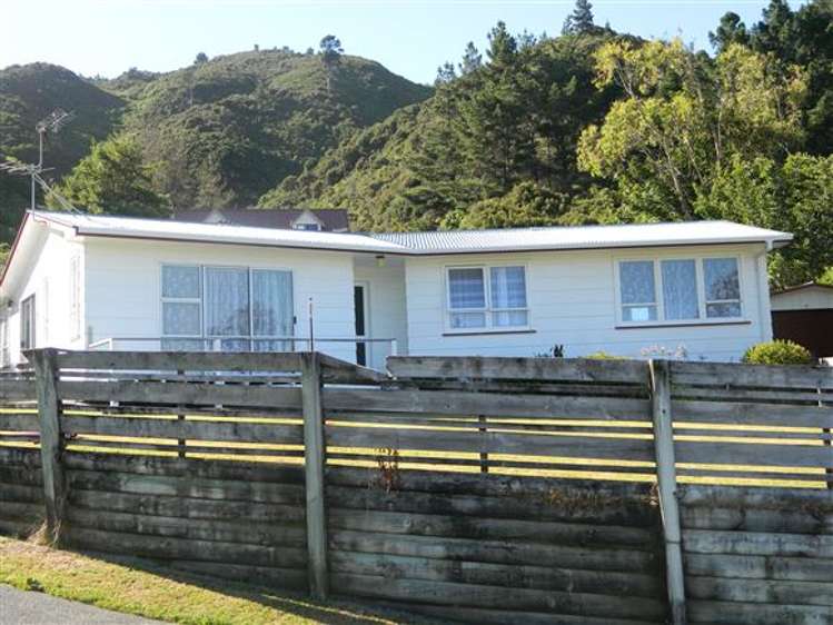 62 Castlerea Street Wainuiomata_22