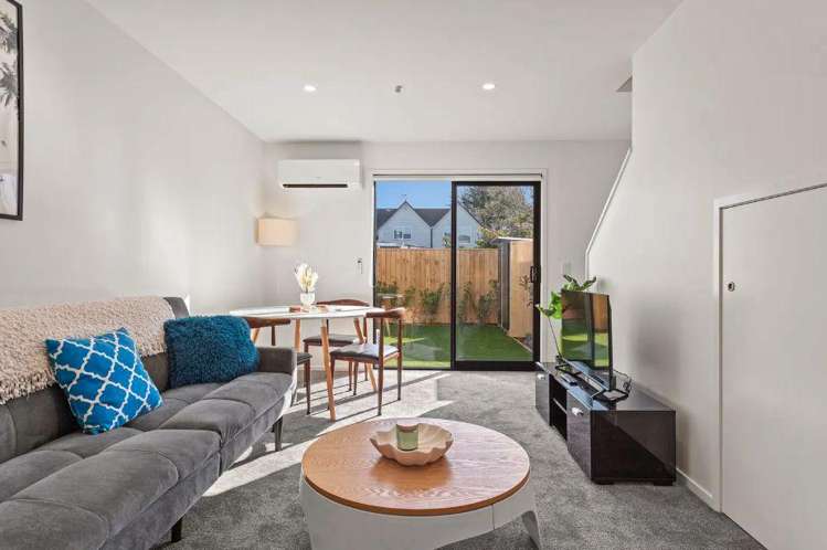 15O/10 Fathom Place Te Atatu Peninsula_6