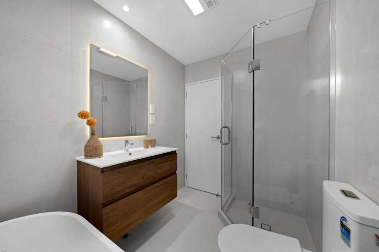 Lot 1&2/5 The Boulevard Sunnyhills_19