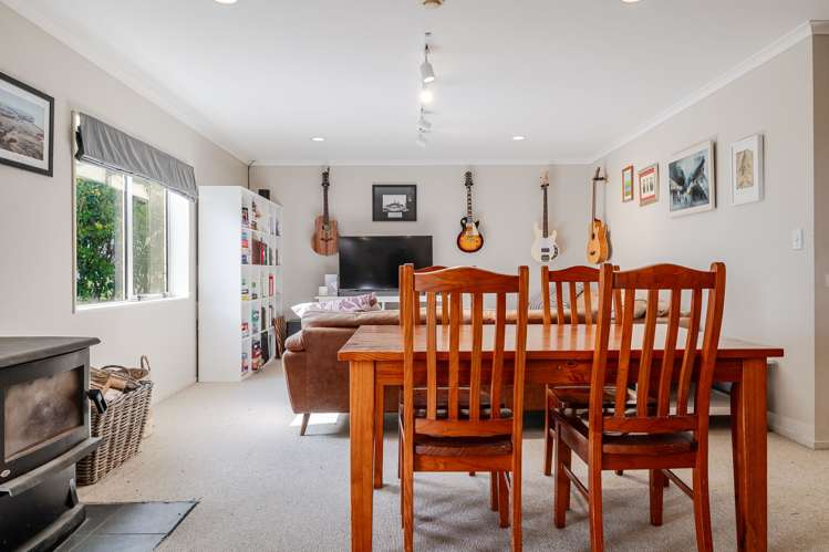 83 Williams Road Tokomaru_16