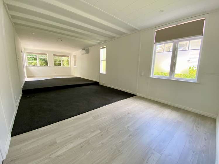 13 Captain Scott Road Glen Eden_9