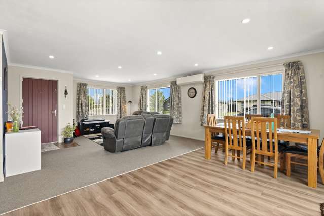 8 Maple Grove Solway_4