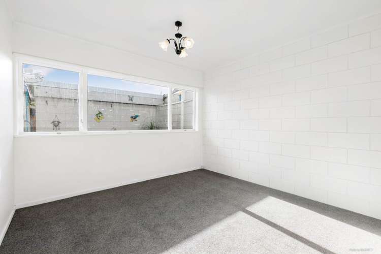 2/13 Uppingham Crescent Hillcrest_8