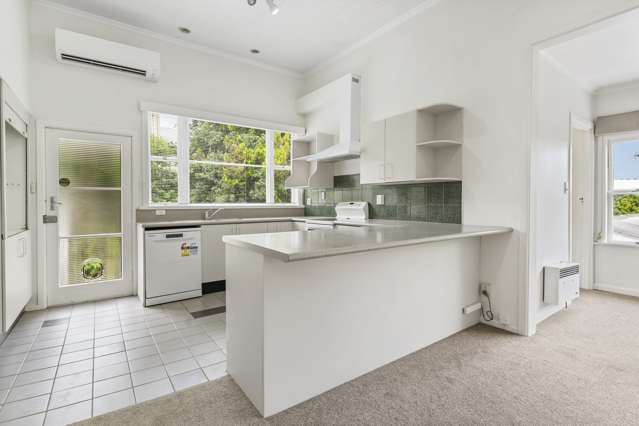 2/6 Aratonga Avenue Greenlane_4