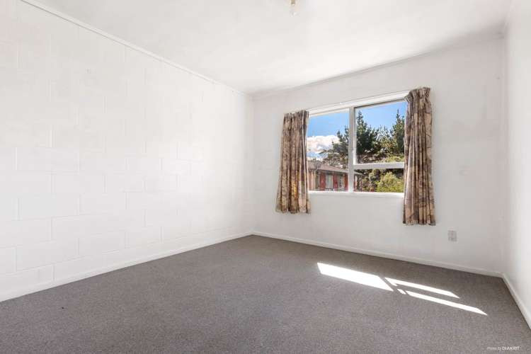 1568 Great North Road Waterview_5