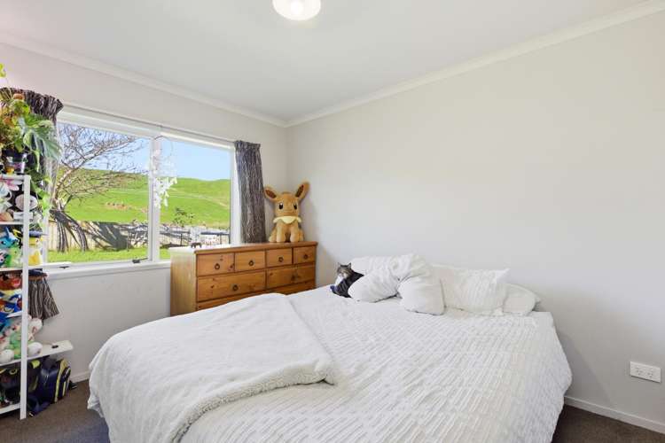 186 / 186a Ballintoy Park Drive Welcome Bay_12