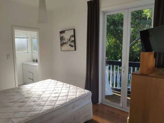 14 Tiri View Place Waiake_2