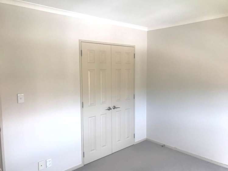 8 Gibbston Crescent Flat Bush_5