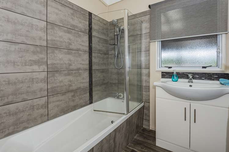 53 Church Street Onerahi_14