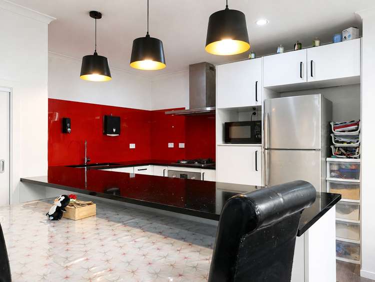 1/61 Cabourne Drive_4