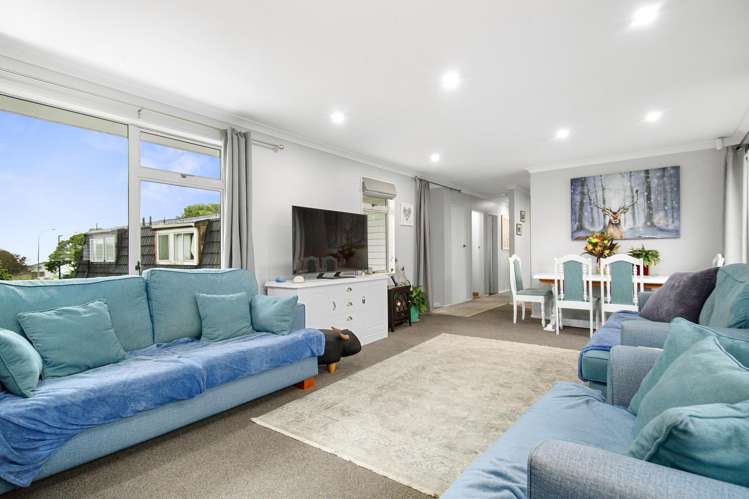 202 Dowse Drive_5