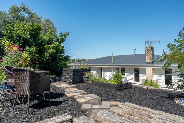 4 Albert Street Hamilton East_20