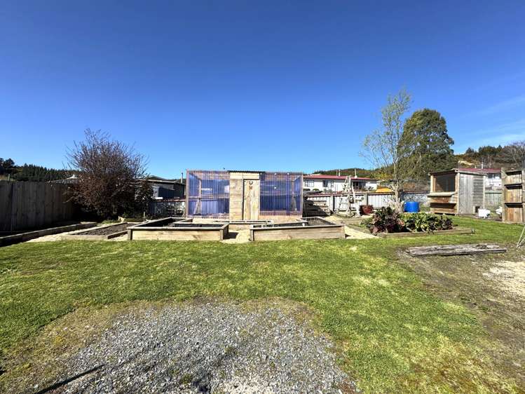 82 Salcombe Street Kaitangata_18