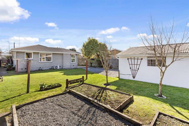 12 Todd Avenue Bishopdale_13