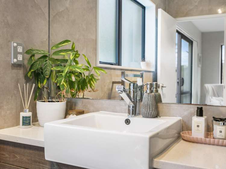 31 Aldon Lane The Gardens_18