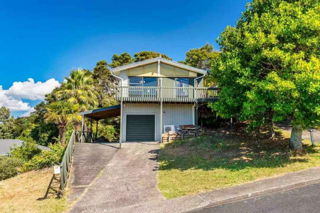 Modern 4 Bedroom in Central Glenfield