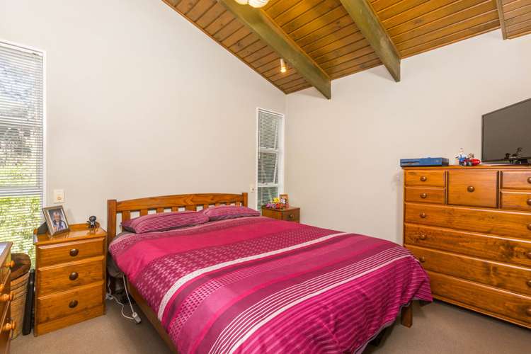 15 Karapiti Place Glen Eden_8