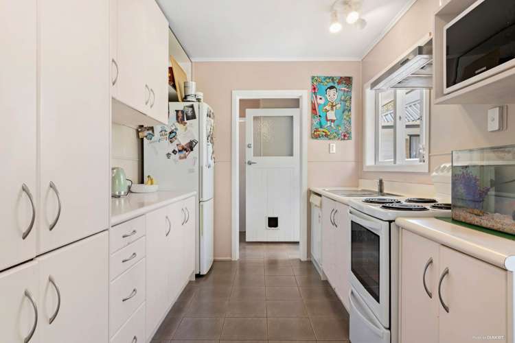 18 Alma Street Te Atatu South_9