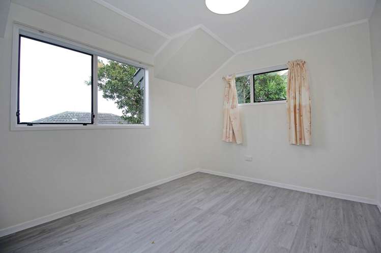 1/141 Bradbury Road Botany Downs_5