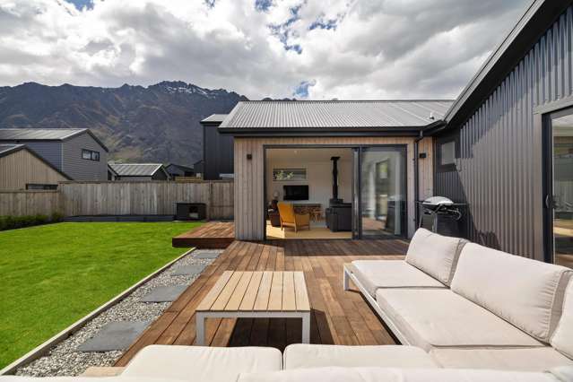 8 Plough Street Jacks Point_3