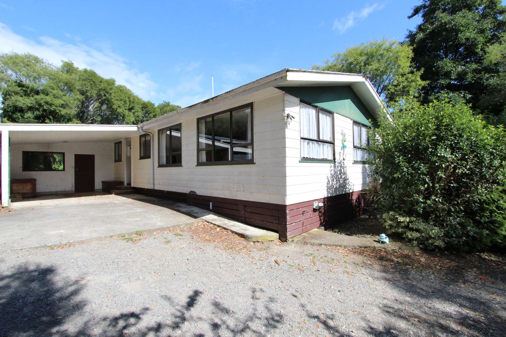 177 North Road Eketahuna_0