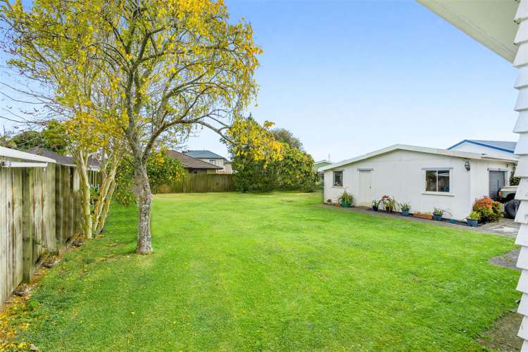 52 Yeovil Road Te Atatu Peninsula_5