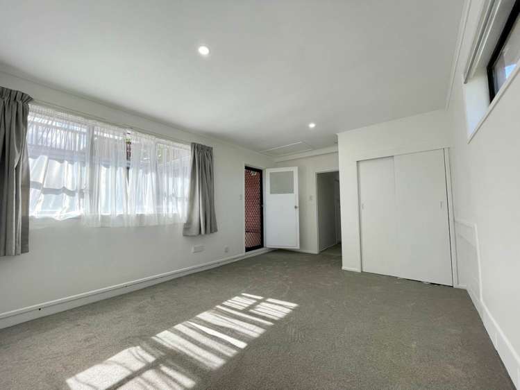 16 Kay Drive Blockhouse Bay_22